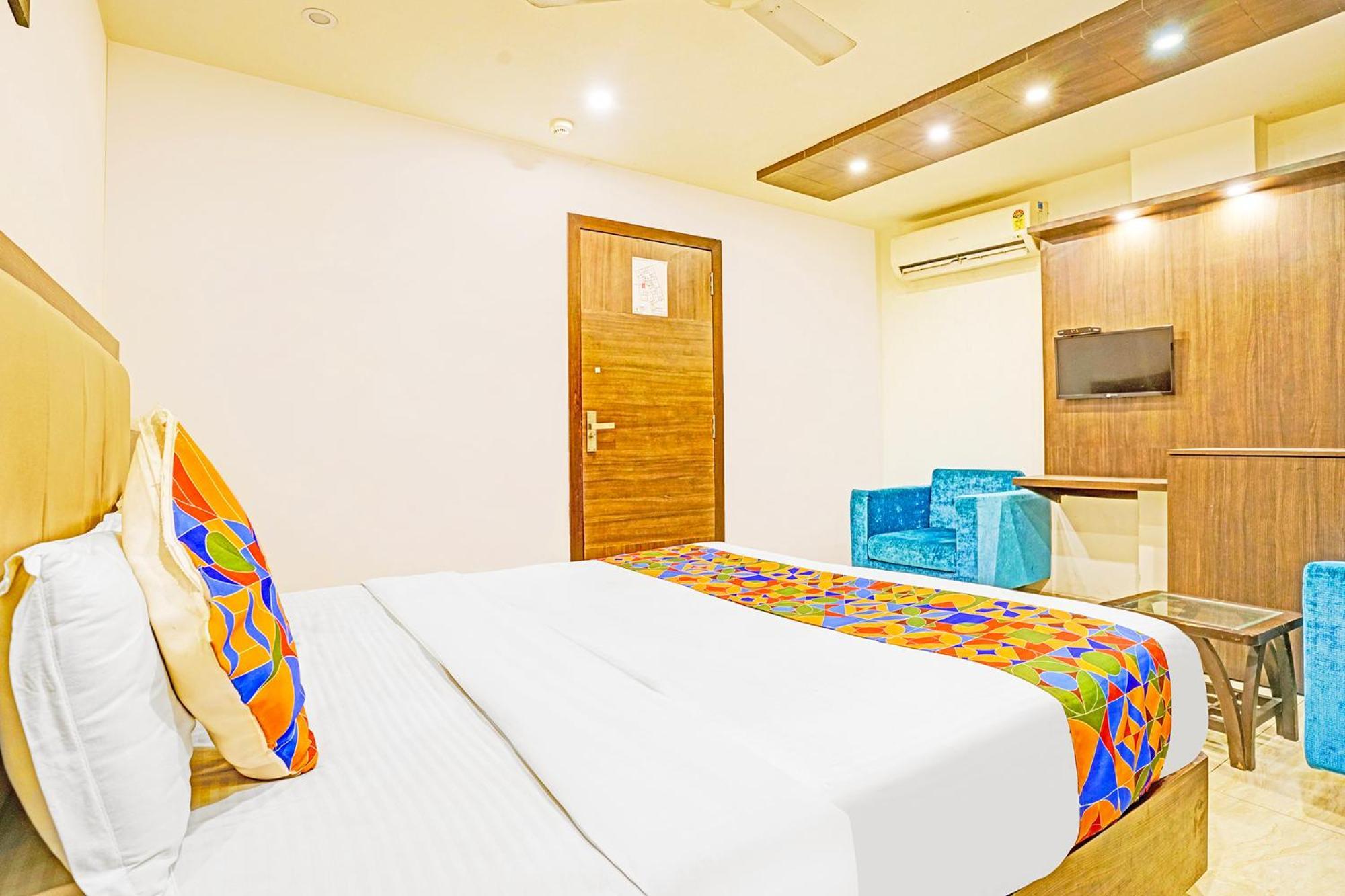 Fabhotel Prime Sky Light Вадодара Екстер'єр фото