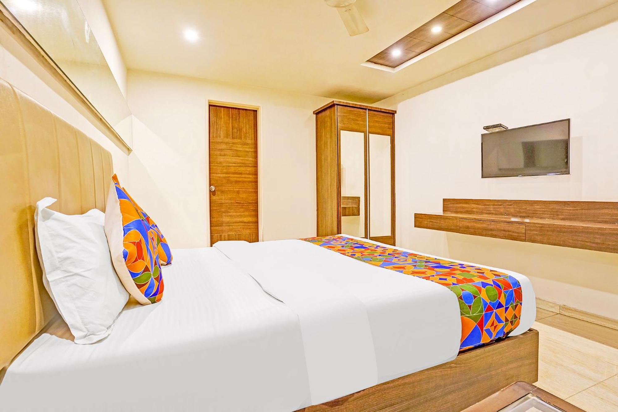 Fabhotel Prime Sky Light Вадодара Екстер'єр фото